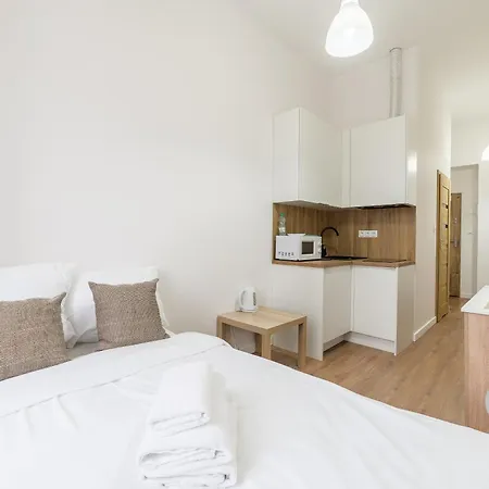 Heart Of By Bookinghost * Posen