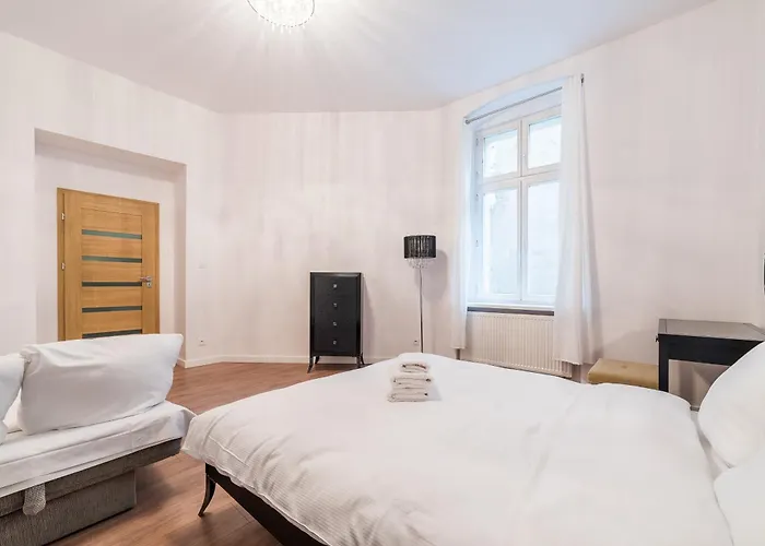 Apartamento Heart Of By Bookinghost Poznan