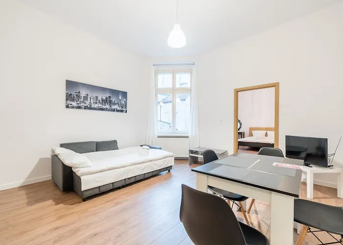 Heart Of By Bookinghost דירה *