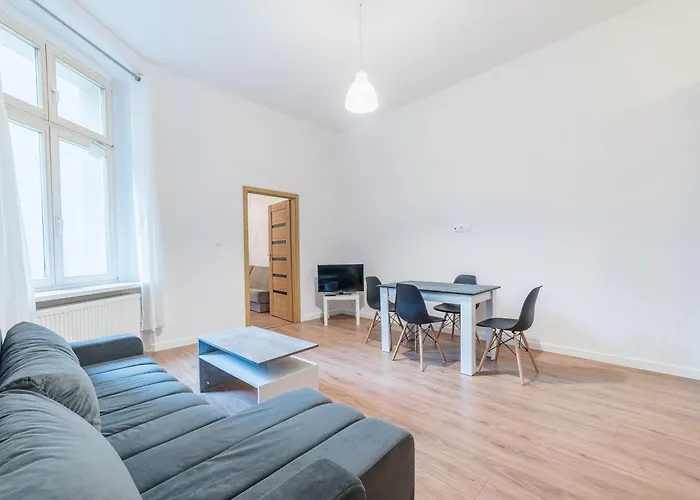 Heart Of By Bookinghost * Poznan