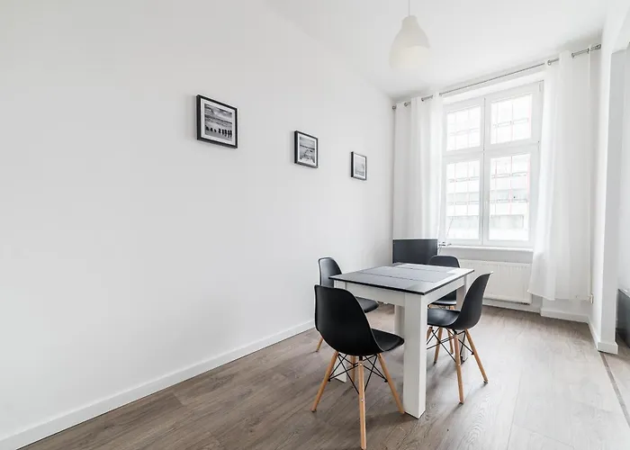 Apartamento Heart Of By Bookinghost Poznan